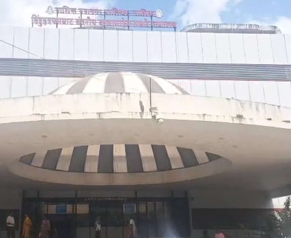 नाशिकरोडच्या ठाकरे रुग्णालयात कथित हलगर्जीपणा; नवजात बाळाच्या मृत्यूनंतर कुटुंबीयांचा गंभीर आरोप
