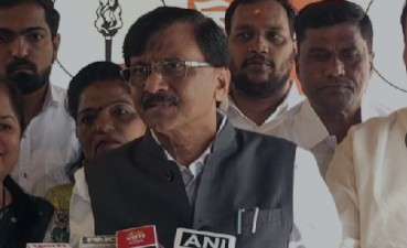 शिक्षक मतदारसंघाच्या निकालावर संजय राऊतांची टीका ; विविध मुद्द्यांवरून सरकारला घेरले