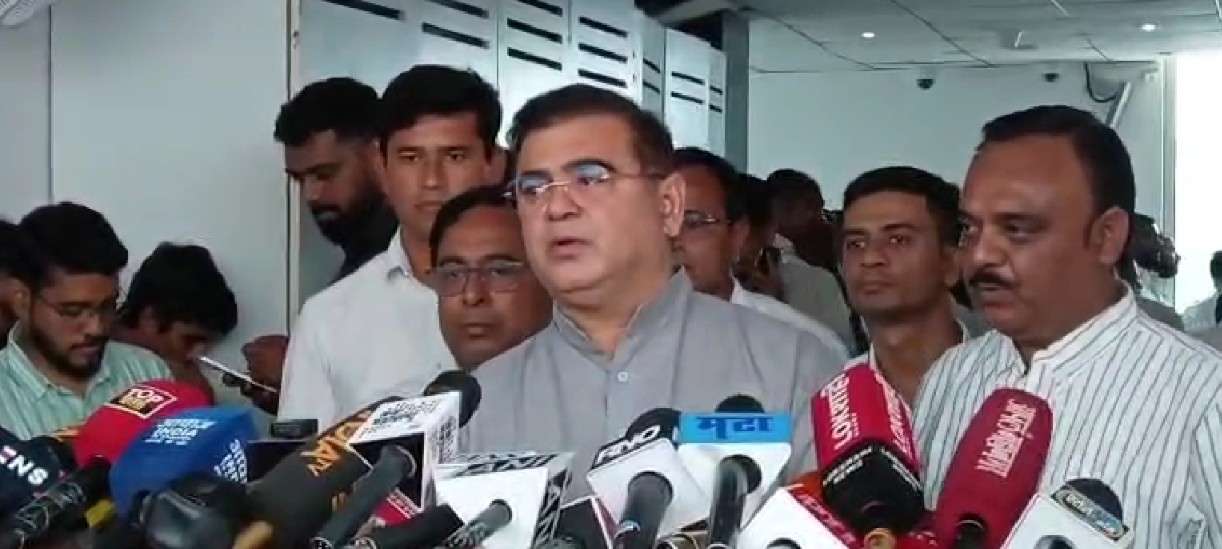 धुळे जिल्ह्यात औद्योगिक विकासाला चालना; ७२५ एकर जमीन एमआयडीसीसाठी मंजूर